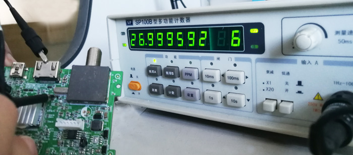 怎么检查晶振有没有起振？